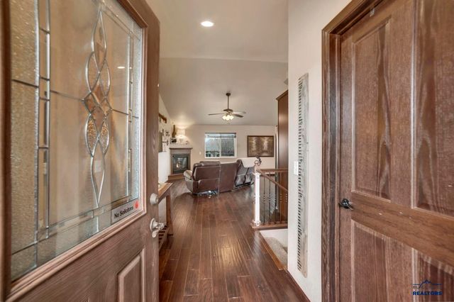 4208 VINECLIFF DR, Rapid City, SD 57703