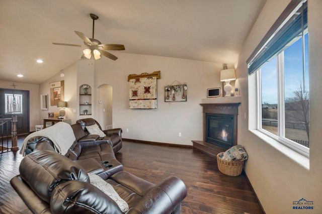 4208 VINECLIFF DR, Rapid City, SD 57703