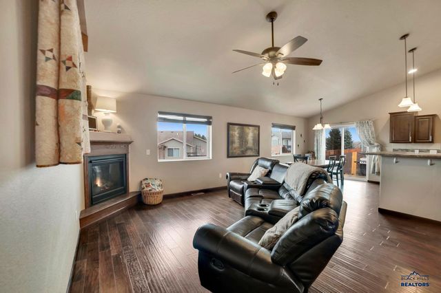 4208 VINECLIFF DR, Rapid City, SD 57703