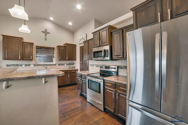 4208 VINECLIFF DR, Rapid City, SD 57703