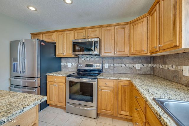 115 Spider Barnes Road, Jonesborough, TN 37659