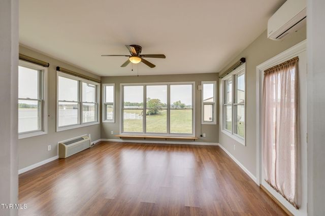 115 Spider Barnes Road, Jonesborough, TN 37659