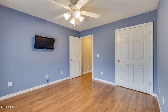 115 Spider Barnes Road, Jonesborough, TN 37659