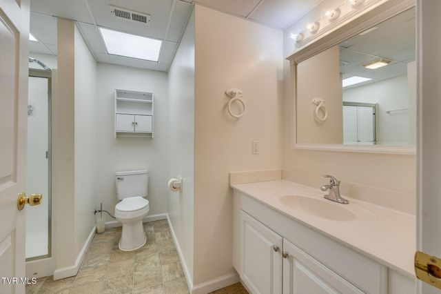 115 Spider Barnes Road, Jonesborough, TN 37659