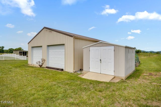 115 Spider Barnes Road, Jonesborough, TN 37659