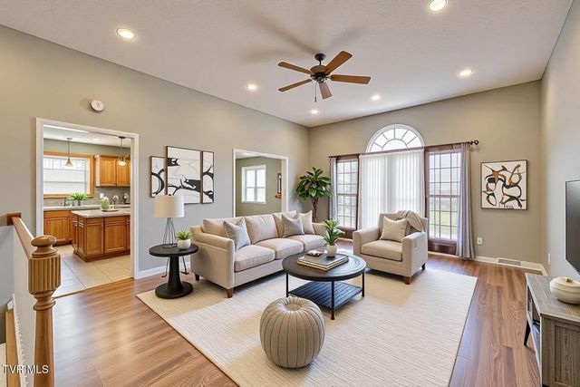 115 Spider Barnes Road, Jonesborough, TN 37659