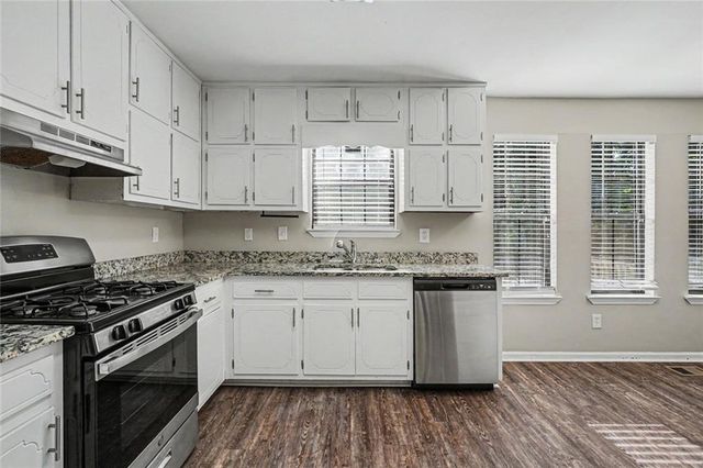 1304 Oakwood Road, Jonesboro, GA 30236