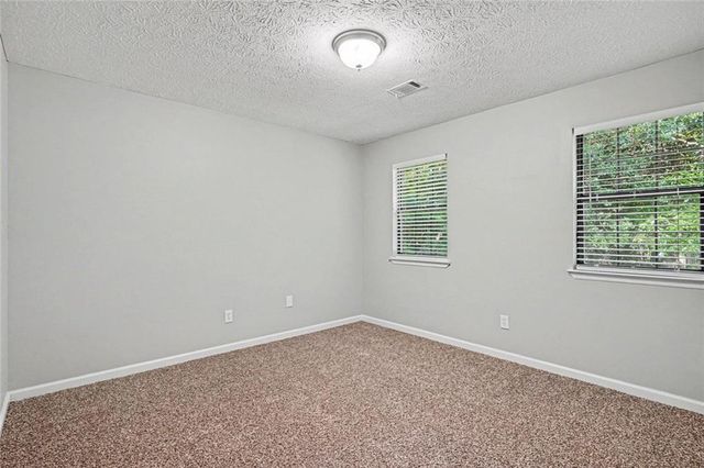 1304 Oakwood Road, Jonesboro, GA 30236