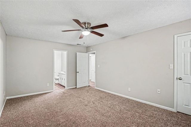 1304 Oakwood Road, Jonesboro, GA 30236