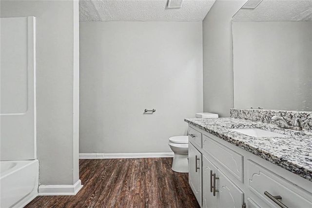 1304 Oakwood Road, Jonesboro, GA 30236