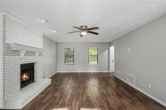 1304 Oakwood Road, Jonesboro, GA 30236
