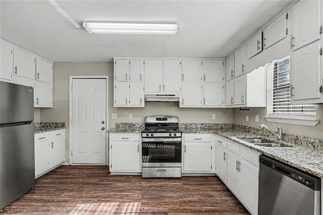 1304 Oakwood Road, Jonesboro, GA 30236
