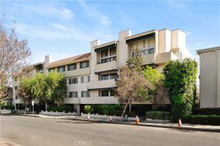 5310 Zelzah, Encino, CA 91316