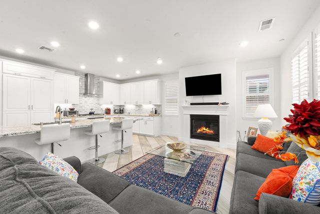 3019 Madrid Dr, El Dorado Hills, CA 95762