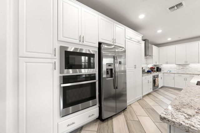 3019 Madrid Dr, El Dorado Hills, CA 95762