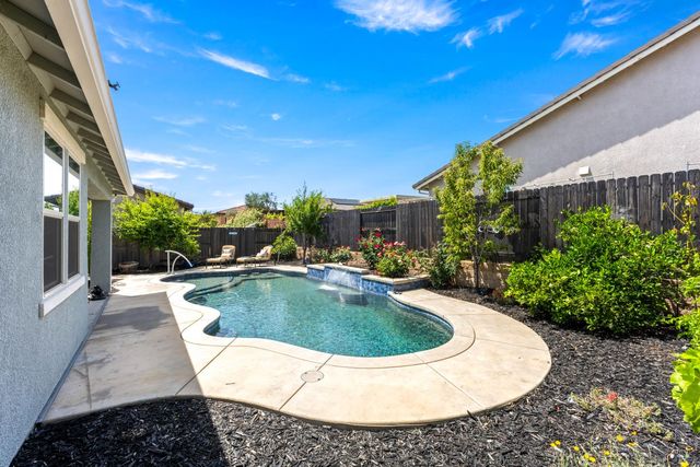 3019 Madrid Dr, El Dorado Hills, CA 95762