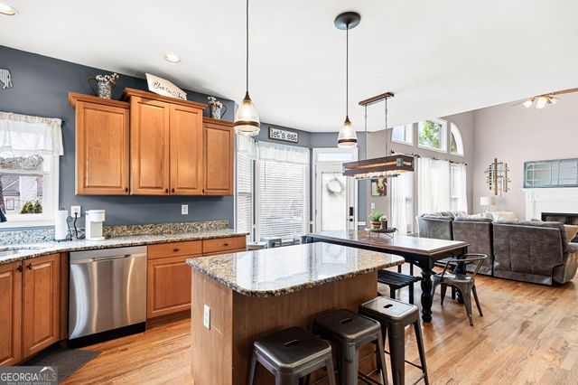 12 Heatherwood Trace, Acworth, GA 30101