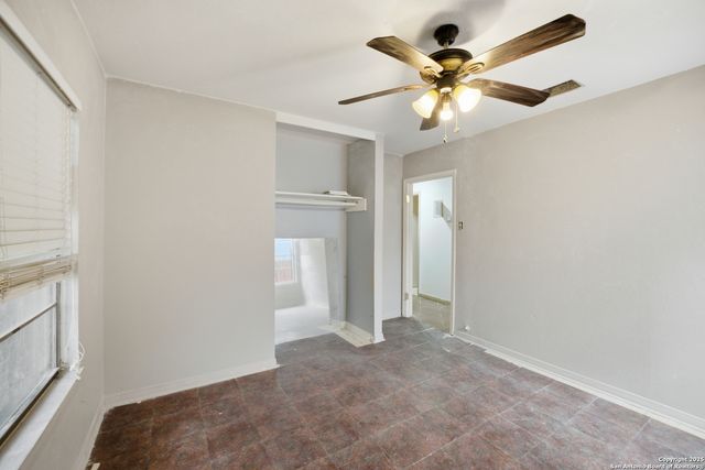 243 W Palfrey, San Antonio, TX 78223