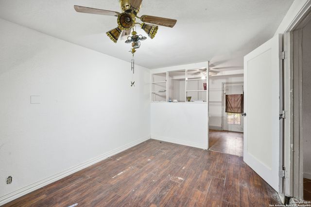 243 W Palfrey, San Antonio, TX 78223