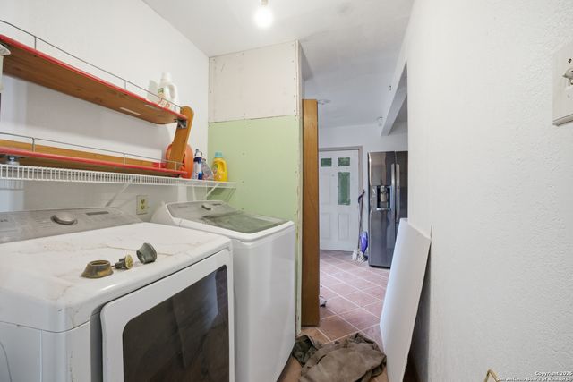 243 W Palfrey, San Antonio, TX 78223