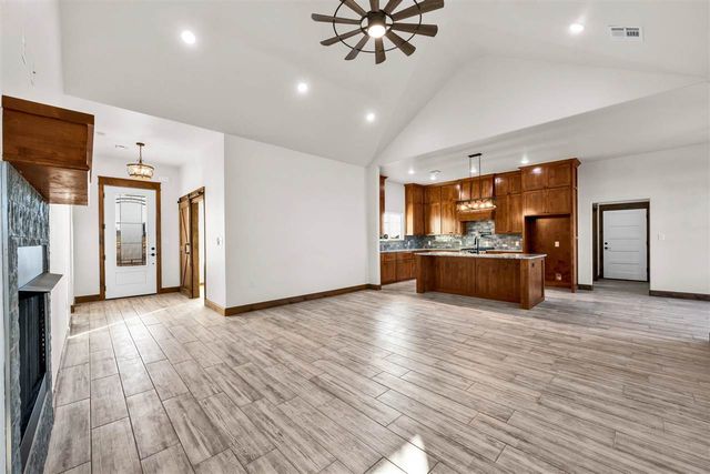 3522 Mesa Dr, Elgin, OK 73538