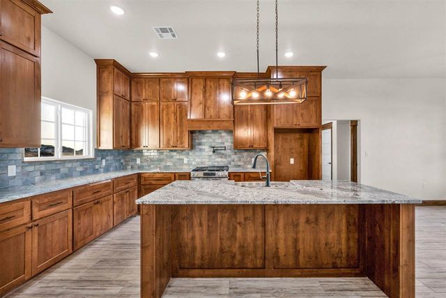 3522 Mesa Dr, Elgin, OK 73538