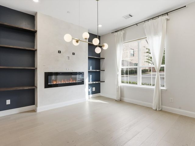 4413 Murphy Lane, Carrollton, TX 75010