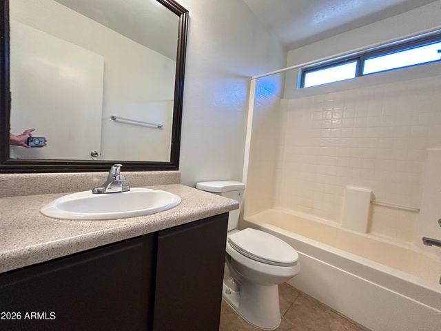 15036 W CALAVAR Road, Surprise, AZ 85379