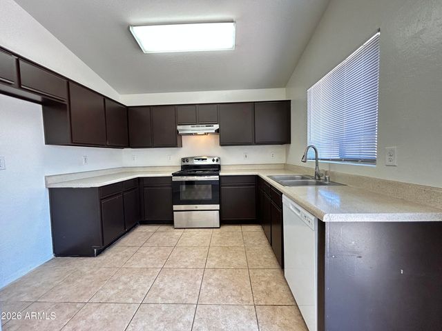 15036 W CALAVAR Road, Surprise, AZ 85379