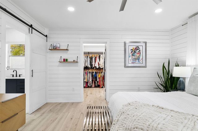 703 WHITFIELD AVENUE, Sarasota, FL 34243