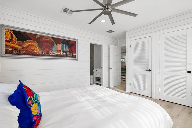 703 WHITFIELD AVENUE, Sarasota, FL 34243