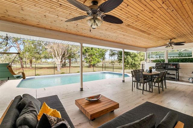 703 WHITFIELD AVENUE, Sarasota, FL 34243