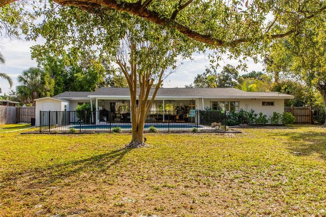 703 WHITFIELD AVENUE, Sarasota, FL 34243