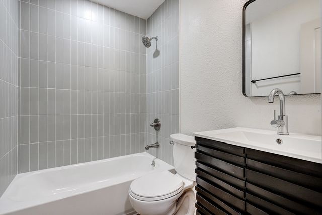 5004 Juan P Sanchez Road SW, Los Lunas, NM 87031