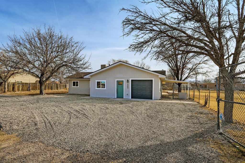 5004 Juan P Sanchez Road SW, Los Lunas, NM 87031