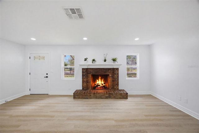 8803 VAN FLEET ROAD, Riverview, FL 33578