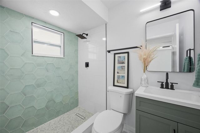 8803 VAN FLEET ROAD, Riverview, FL 33578