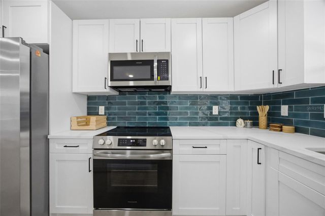 8803 VAN FLEET ROAD, Riverview, FL 33578