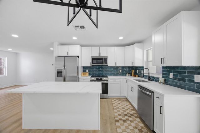 8803 VAN FLEET ROAD, Riverview, FL 33578