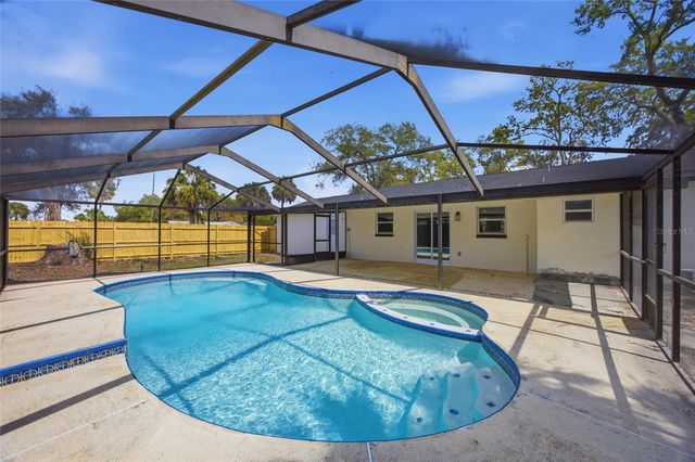 8803 VAN FLEET ROAD, Riverview, FL 33578