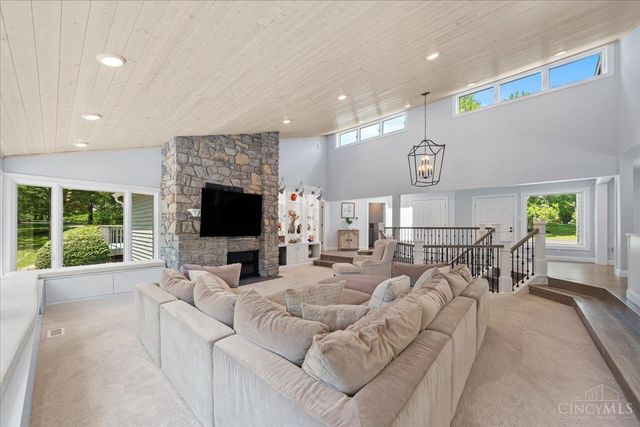 2558 Western Row Road, Deerfield Twp., OH 45039
