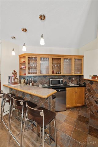 2558 Western Row Road, Deerfield Twp., OH 45039