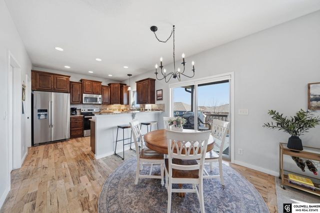 1330 Blue Spruce Drive, Lincoln, NE 68505