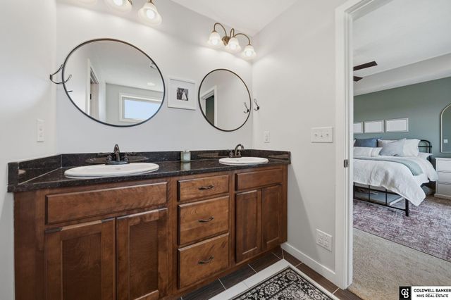 1330 Blue Spruce Drive, Lincoln, NE 68505