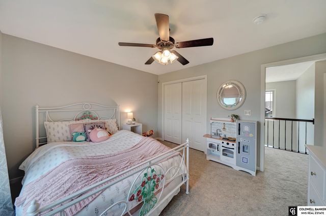 1330 Blue Spruce Drive, Lincoln, NE 68505