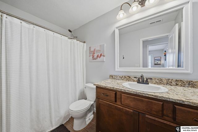 1330 Blue Spruce Drive, Lincoln, NE 68505