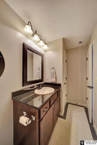 1330 Blue Spruce Drive, Lincoln, NE 68505