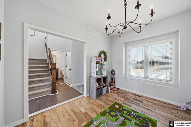 1330 Blue Spruce Drive, Lincoln, NE 68505