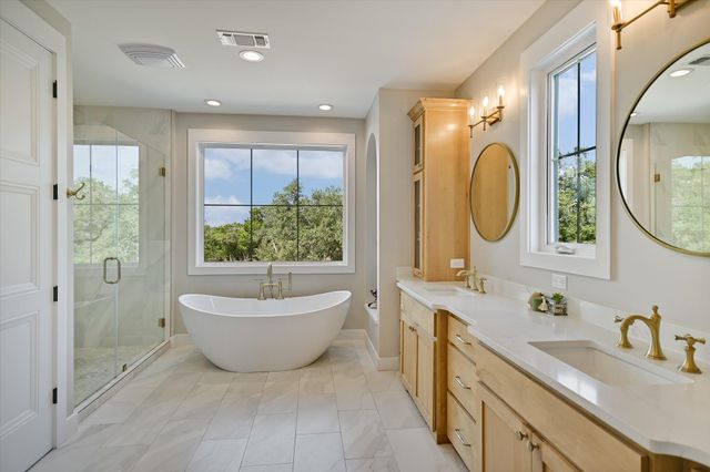540 Casey LN, Wimberley, TX 78676