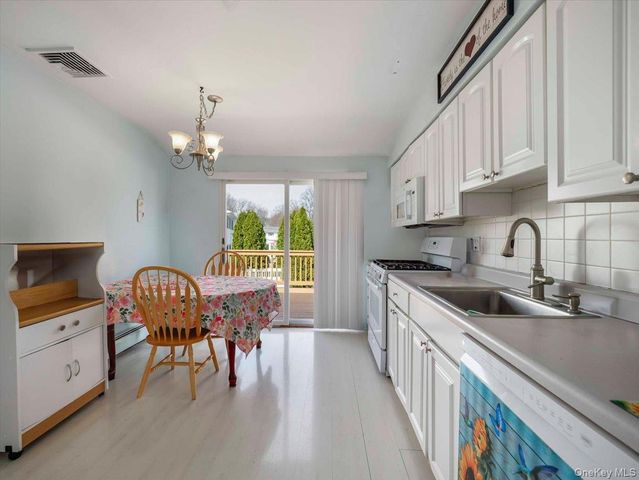 7 Renie Lane, Blauvelt, NY 10913